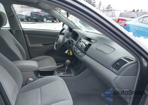 2006 Toyota Camry Le z USA, uszkodzony, nr VIN 4T1BE32K36U692617